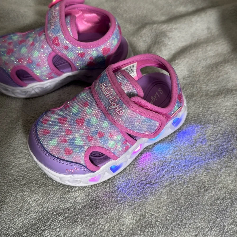 Skechers brighten up